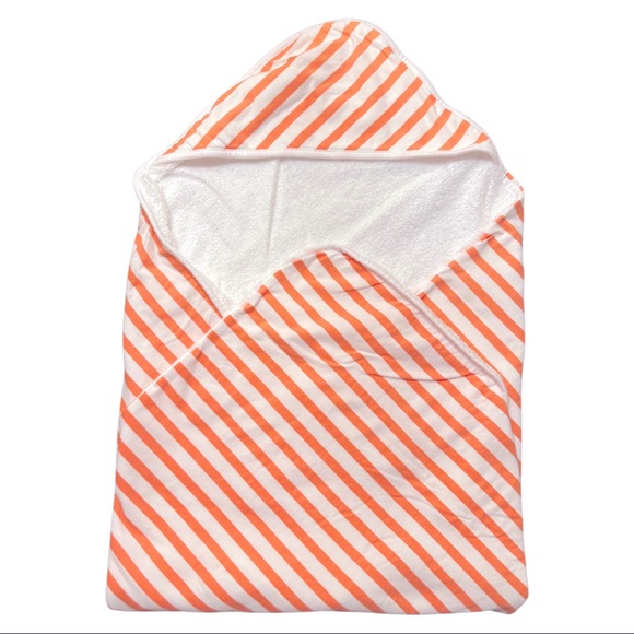 3 FOR $20 - June & January Hooded Towel - Picture 1 of 4